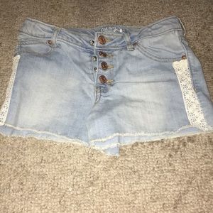 Girls lace shorts